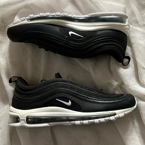 Nike Airmax 97 Black US9.5 NWT - Picture 2 of 6